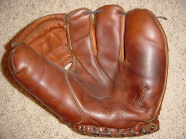 MacGregor Goldsmith Pick Pocket G131 Front